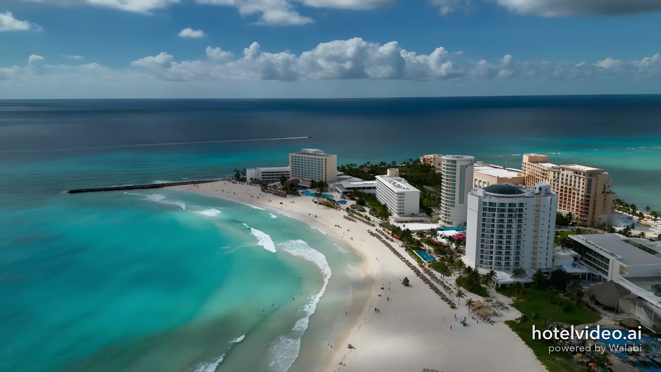 Una playa de Cancún, lista para volverse película
